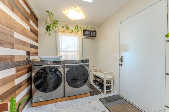 33 Manor Drive, Shirley, NY 11967