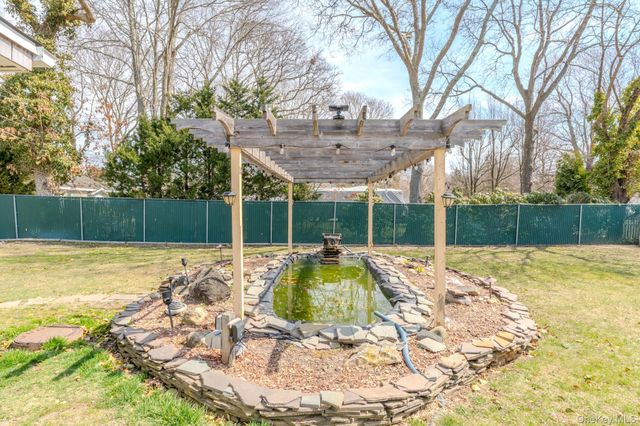 33 Manor Drive, Shirley, NY 11967