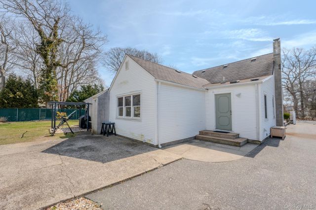 33 Manor Drive, Shirley, NY 11967