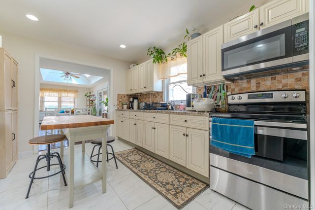 33 Manor Drive, Shirley, NY 11967