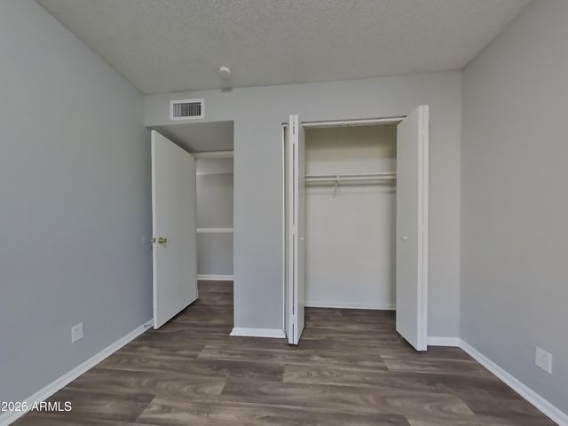 2612 E GLADE Avenue, Mesa, AZ 85204