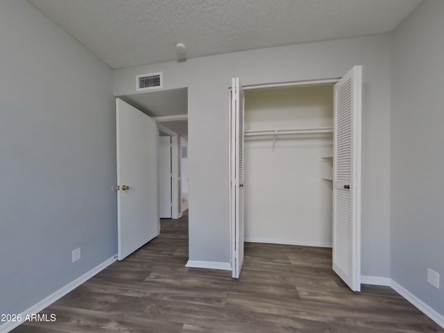 2612 E GLADE Avenue, Mesa, AZ 85204