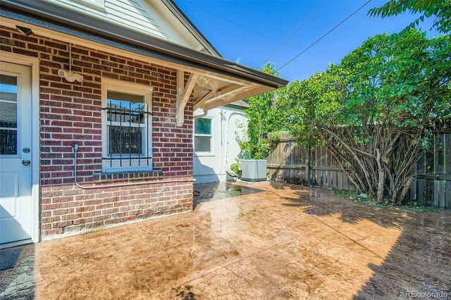 9541 E 16th Avenue, Aurora, CO 80010