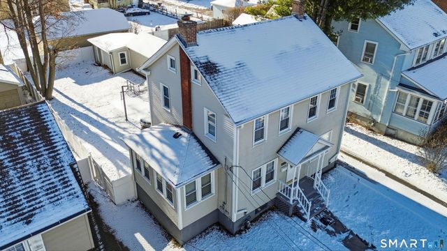 15 Eastview Street, Hartford, CT 06114