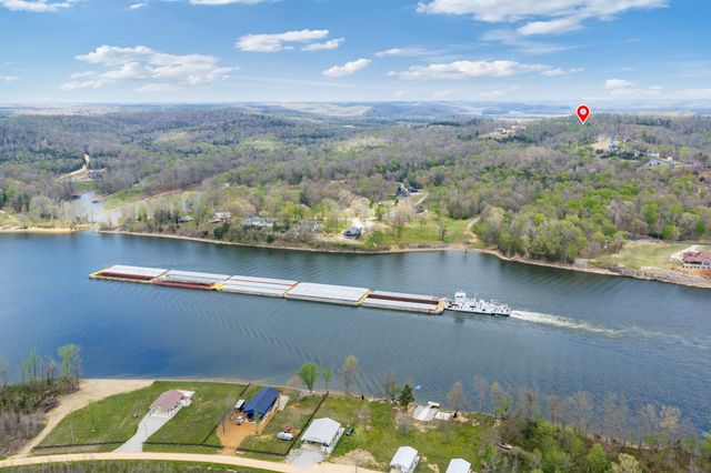 272 RIVERS EDGE DR, Bath Springs, TN 38311