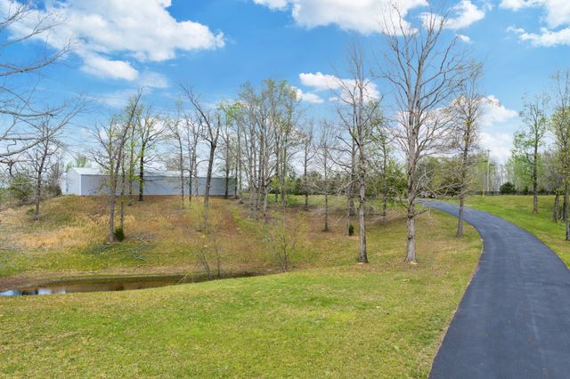 272 RIVERS EDGE DR, Bath Springs, TN 38311