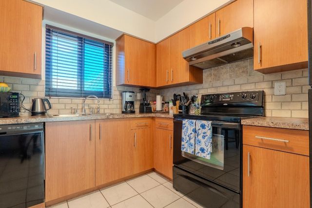 813 NW 12th Avenue, Dania Beach, FL 33004