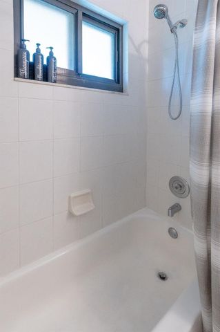 813 NW 12th Avenue, Dania Beach, FL 33004