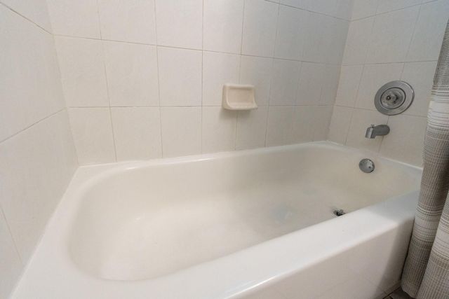 813 NW 12th Avenue, Dania Beach, FL 33004