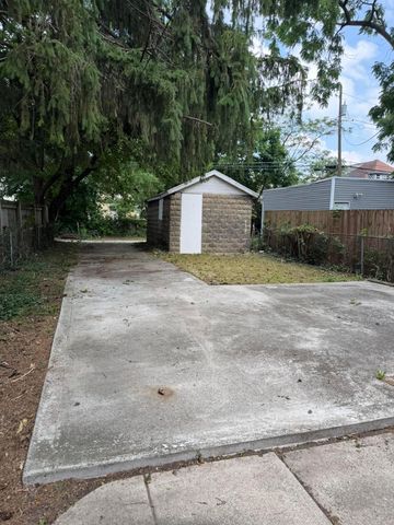 910 S Champion Avenue, Columbus, OH 43206