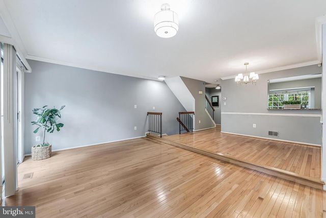 13915 GUNNERS PL, Centreville, VA 20121