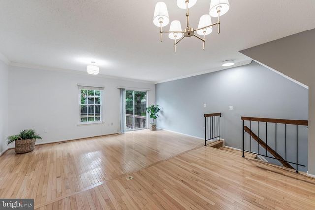 13915 GUNNERS PL, Centreville, VA 20121