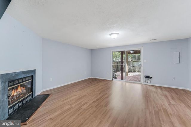 13915 GUNNERS PL, Centreville, VA 20121