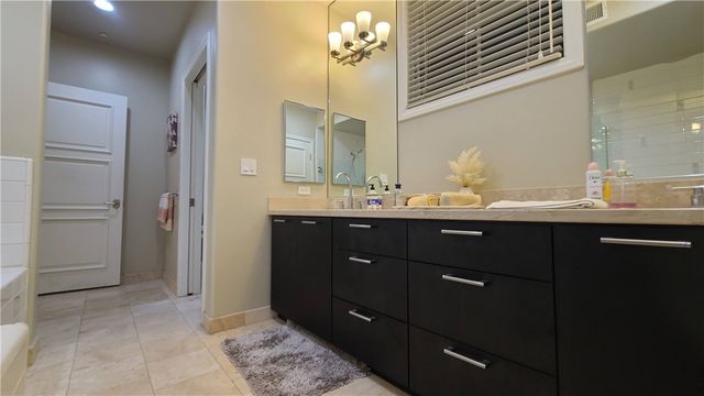 311 Caruso Avenue, Glendale, CA 91210