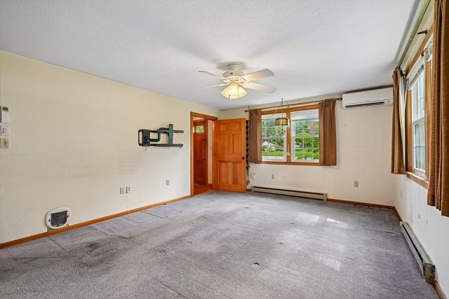 7 Farrwood Dr, Andover, MA 01810