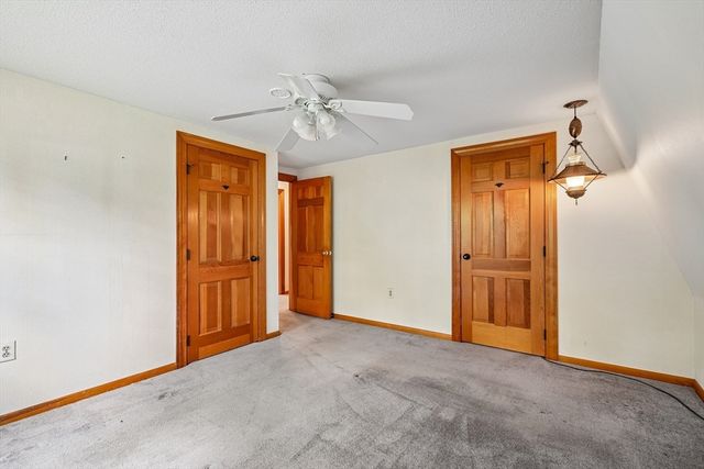 7 Farrwood Dr, Andover, MA 01810