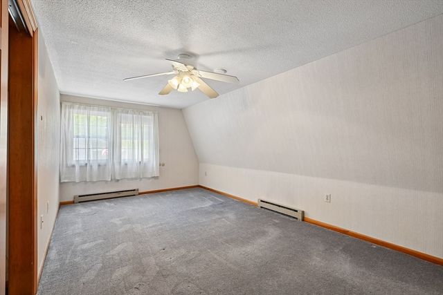 7 Farrwood Dr, Andover, MA 01810