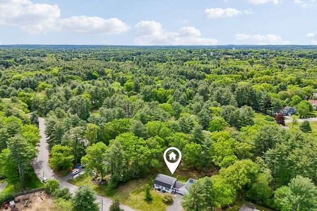 7 Farrwood Dr, Andover, MA 01810