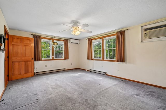 7 Farrwood Dr, Andover, MA 01810
