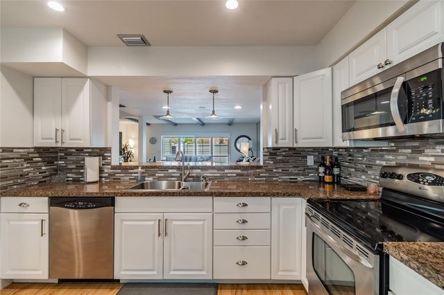 2523 W TENNESSEE AVENUE, Tampa, FL 33629