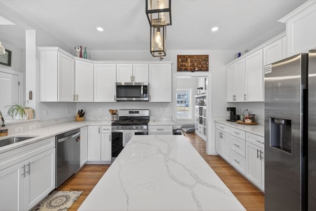 6 Geramat Way, Methuen, MA 01844