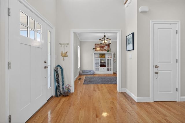 6 Geramat Way, Methuen, MA 01844