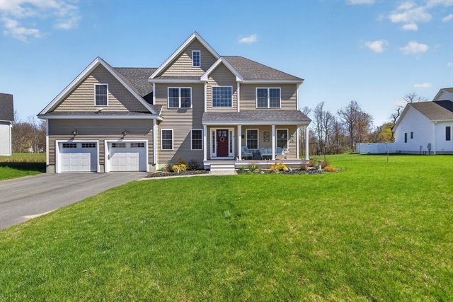 6 Geramat Way, Methuen, MA 01844