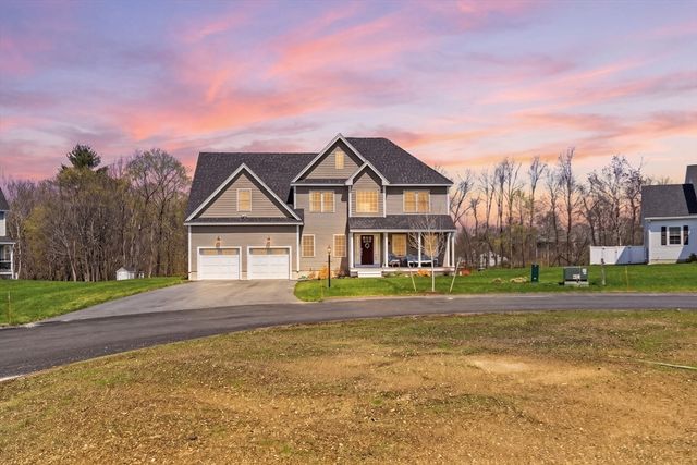 6 Geramat Way, Methuen, MA 01844