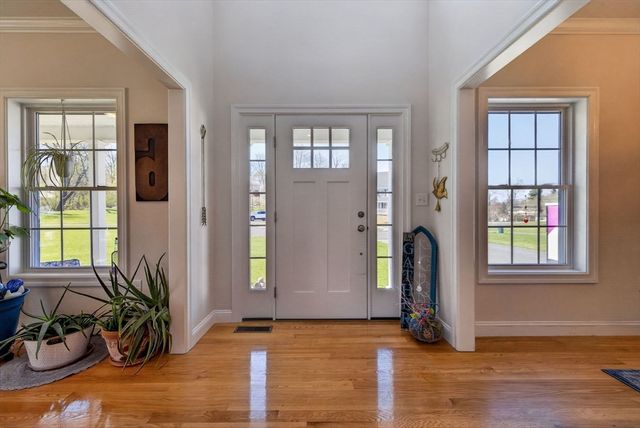6 Geramat Way, Methuen, MA 01844