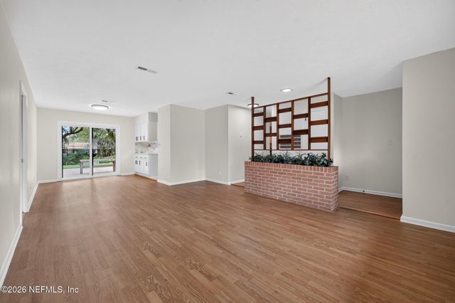 4625 FULTON Road, Jacksonville, FL 32225