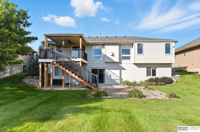 16705 Ogden Circle, Omaha, NE 68116