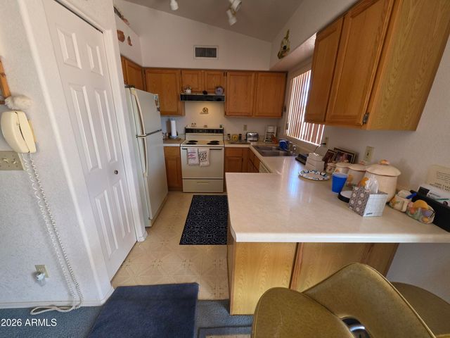 8241 W CYPRESS POINT Circle, Arizona City, AZ 85123