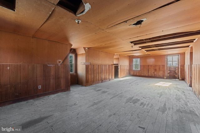 9905 CROOM RD, Upper Marlboro, MD 20772