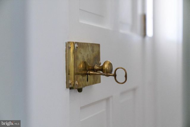 9905 CROOM RD, Upper Marlboro, MD 20772