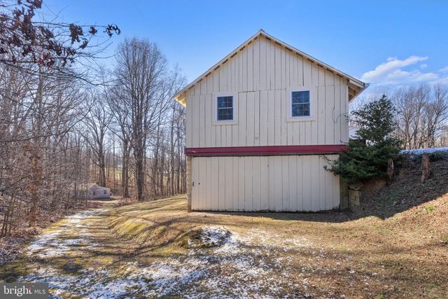 9905 CROOM RD, Upper Marlboro, MD 20772