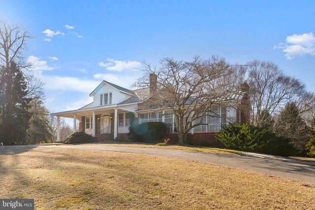 9905 CROOM RD, Upper Marlboro, MD 20772