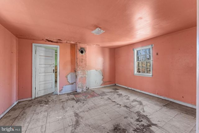 9905 CROOM RD, Upper Marlboro, MD 20772