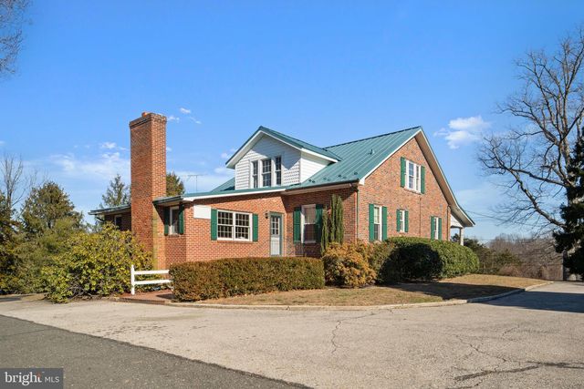 9905 CROOM RD, Upper Marlboro, MD 20772