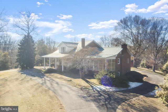 9905 CROOM RD, Upper Marlboro, MD 20772