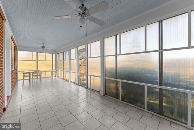 9905 CROOM RD, Upper Marlboro, MD 20772