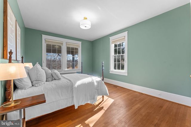 9905 CROOM RD, Upper Marlboro, MD 20772