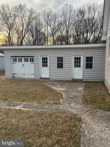 9905 CROOM RD, Upper Marlboro, MD 20772