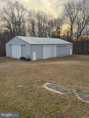 9905 CROOM RD, Upper Marlboro, MD 20772