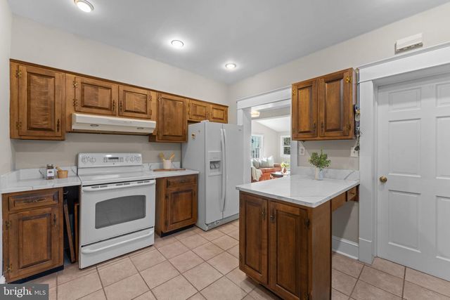 9905 CROOM RD, Upper Marlboro, MD 20772