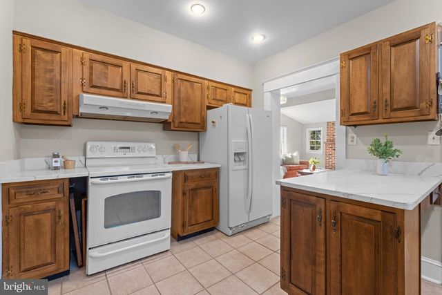 9905 CROOM RD, Upper Marlboro, MD 20772