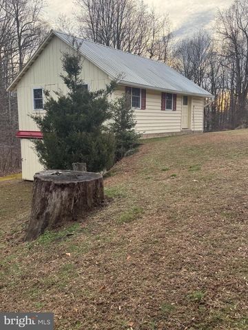 9905 CROOM RD, Upper Marlboro, MD 20772