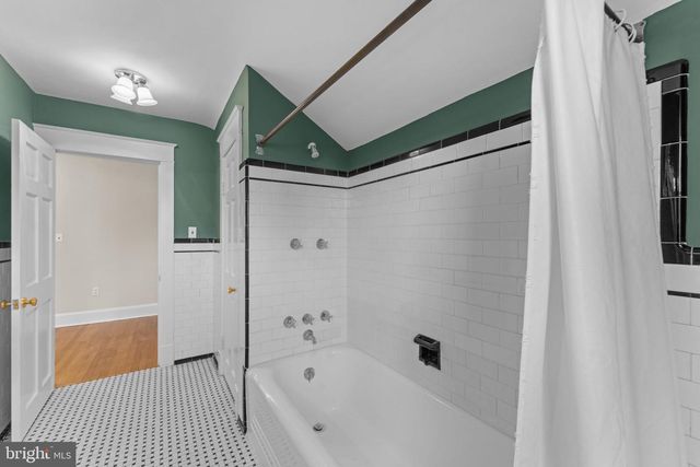 9905 CROOM RD, Upper Marlboro, MD 20772