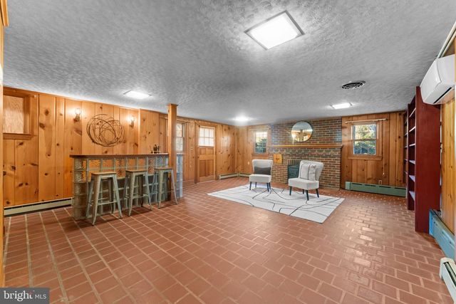 9905 CROOM RD, Upper Marlboro, MD 20772