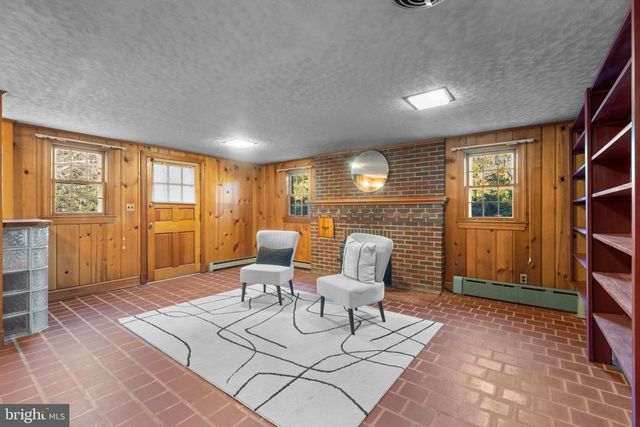 9905 CROOM RD, Upper Marlboro, MD 20772