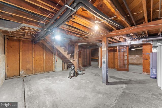 9905 CROOM RD, Upper Marlboro, MD 20772